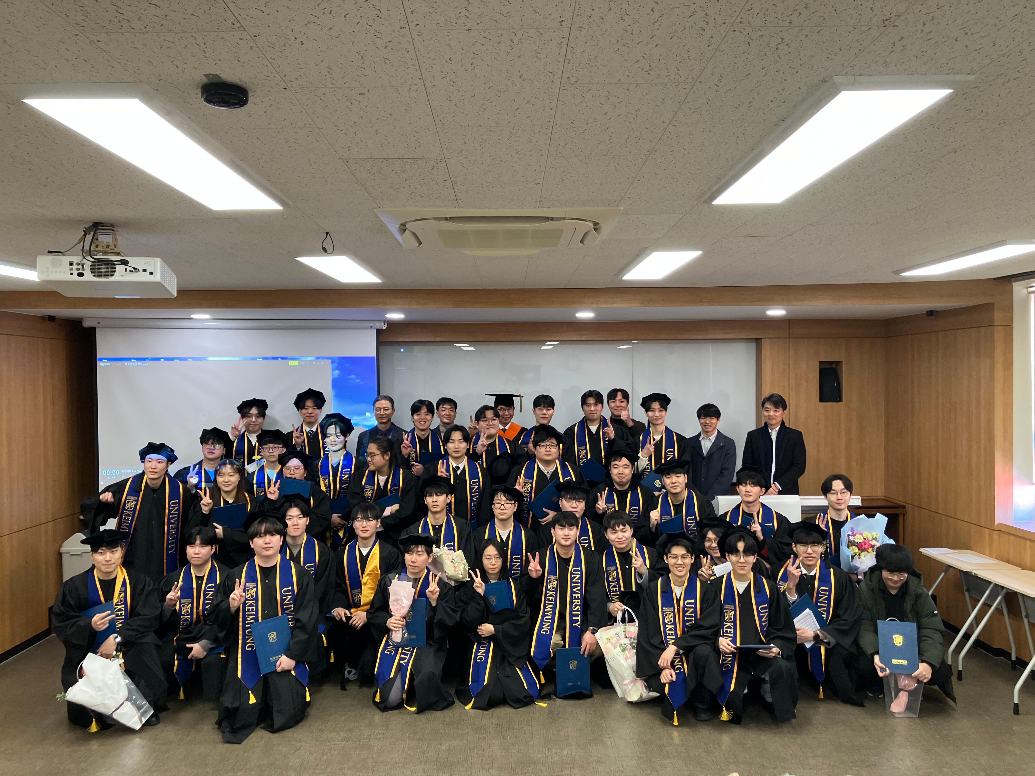 학위수여식.jpg 첨부 이미지