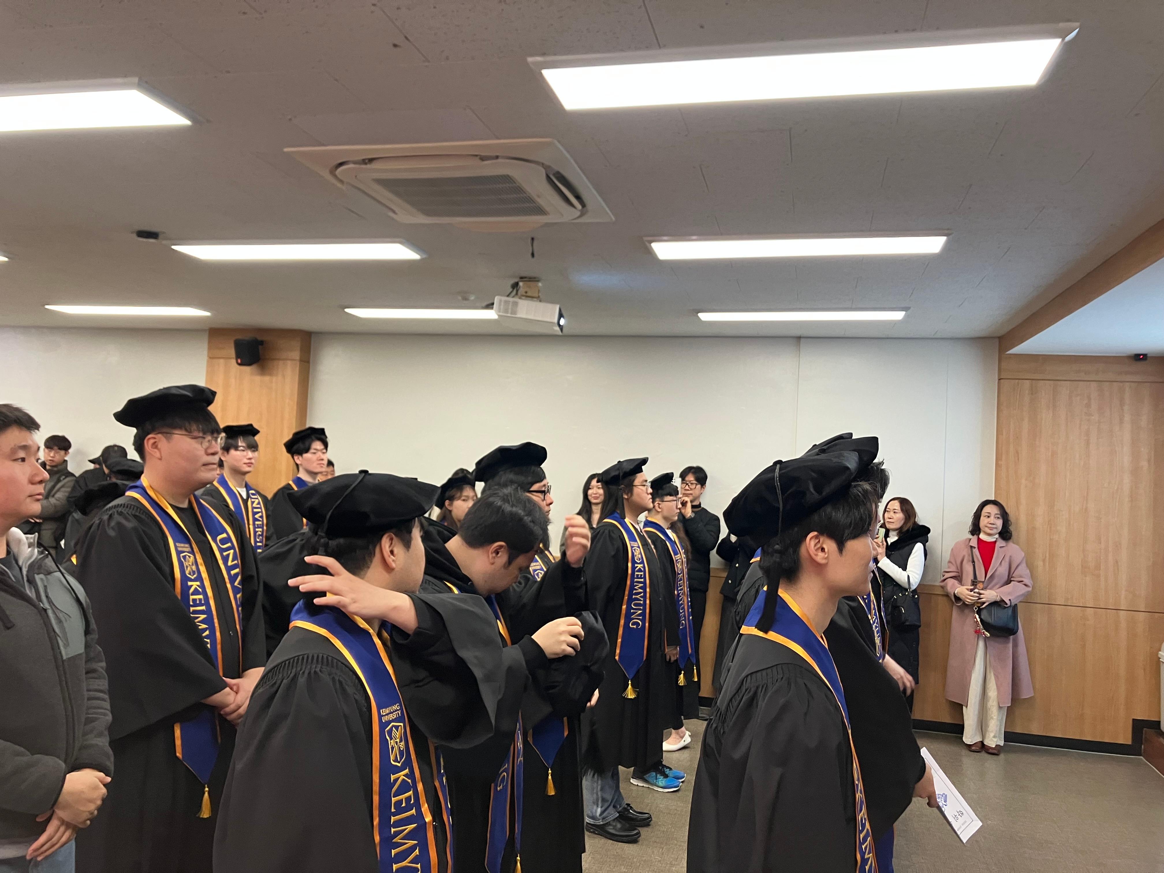 학위수여식1.jpg 첨부 이미지